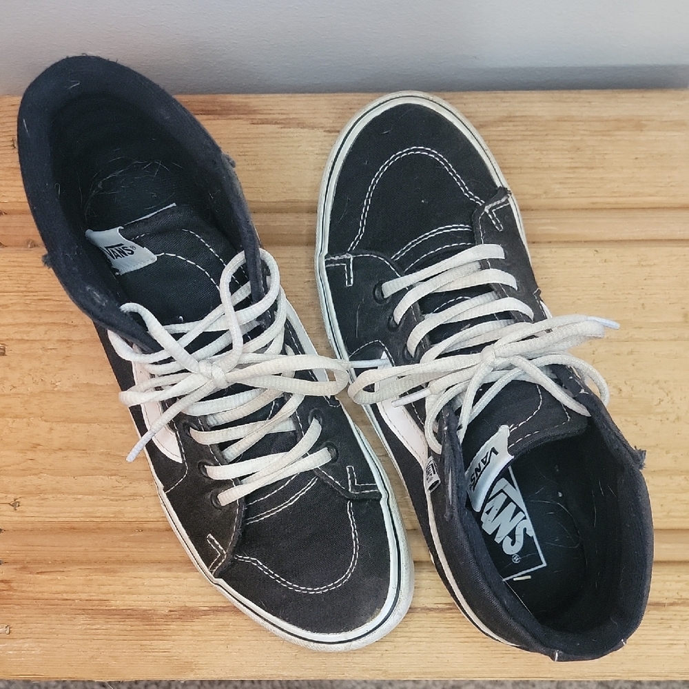 Vans Black and White High-Top Sneakers - Picture 3 of 5